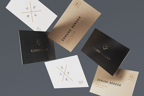 Free Falling Business Cards Mockup PSD