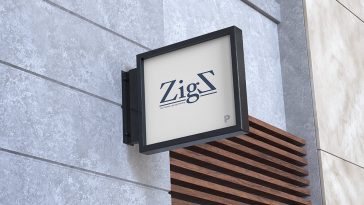 Free Outdoor Wall Mounted Signage Mock-up PSD