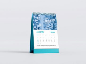 Free Table top Desk Calendar Mockup PSD set