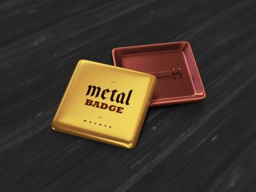 Free Pin Metal Badge Mockup PSD