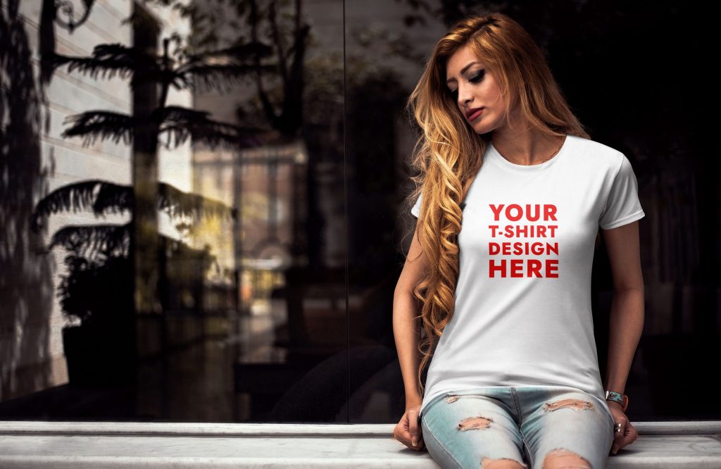 Free Woman T-Shirt Mockup PSD - PsFiles