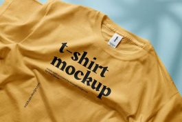 Simple Cropped Free T-Shirt Mockup PSD - PsFiles