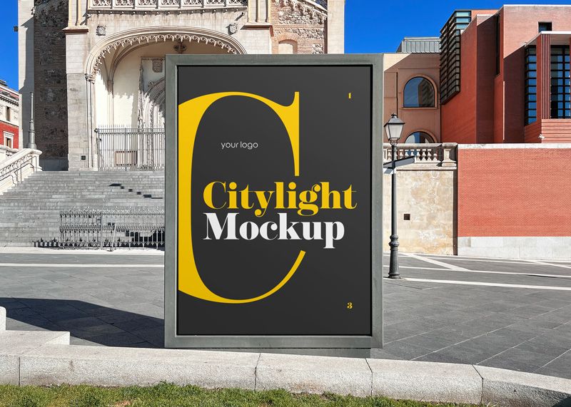 Free City Light Outdoor Advertisement Mockup 3 PSD Set