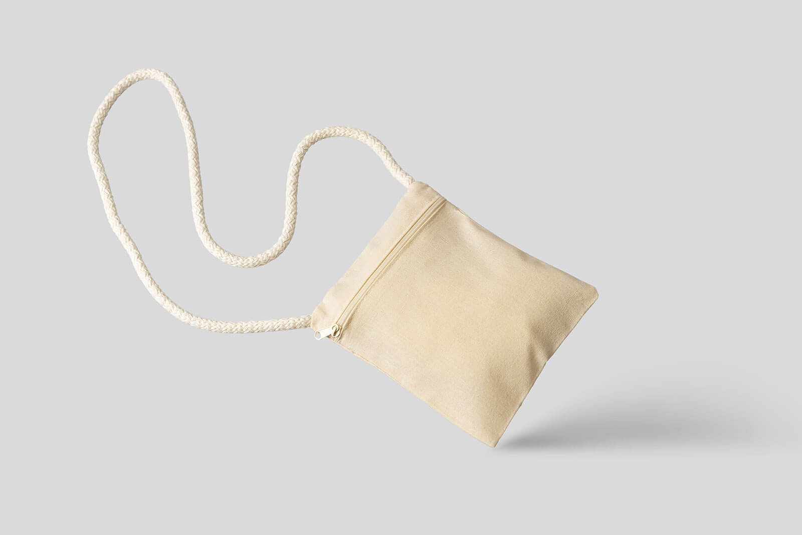 Free Linen Shoulder Handbag Mockup PSD