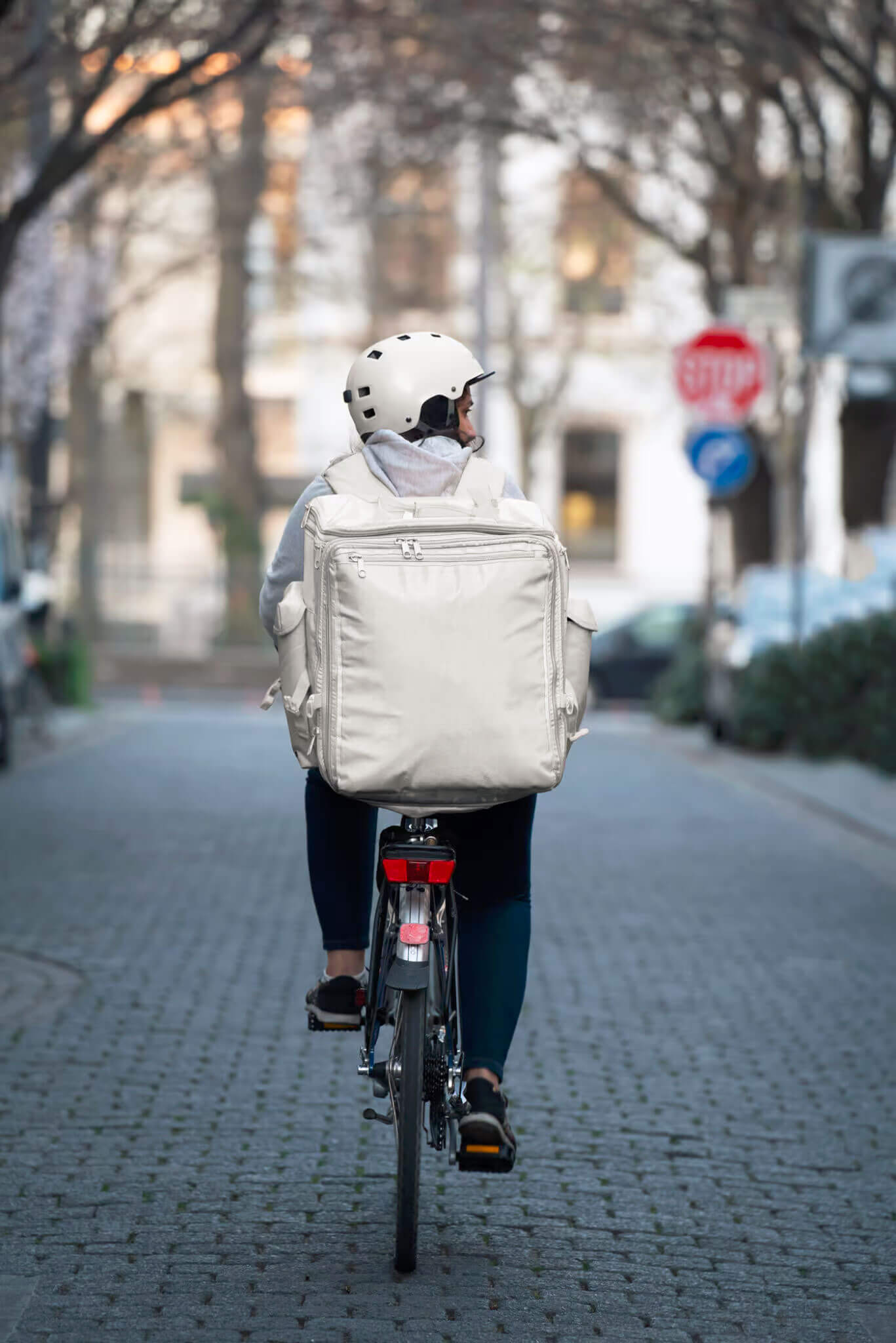 Free Delivery Backpack Mockup PSD