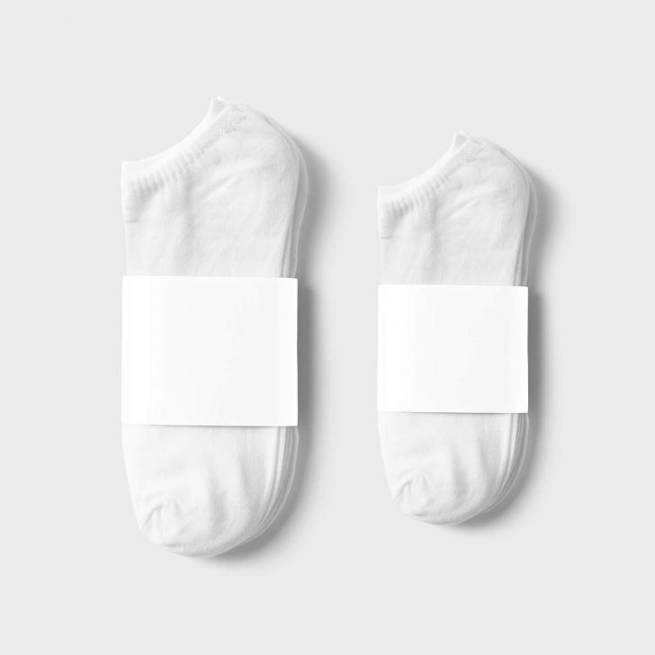 Free Tow Size Pair of Socks with Label Mockup PSD - PsFiles