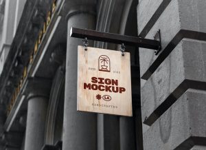 Free Vintage Wooden Sign Mockup PSD