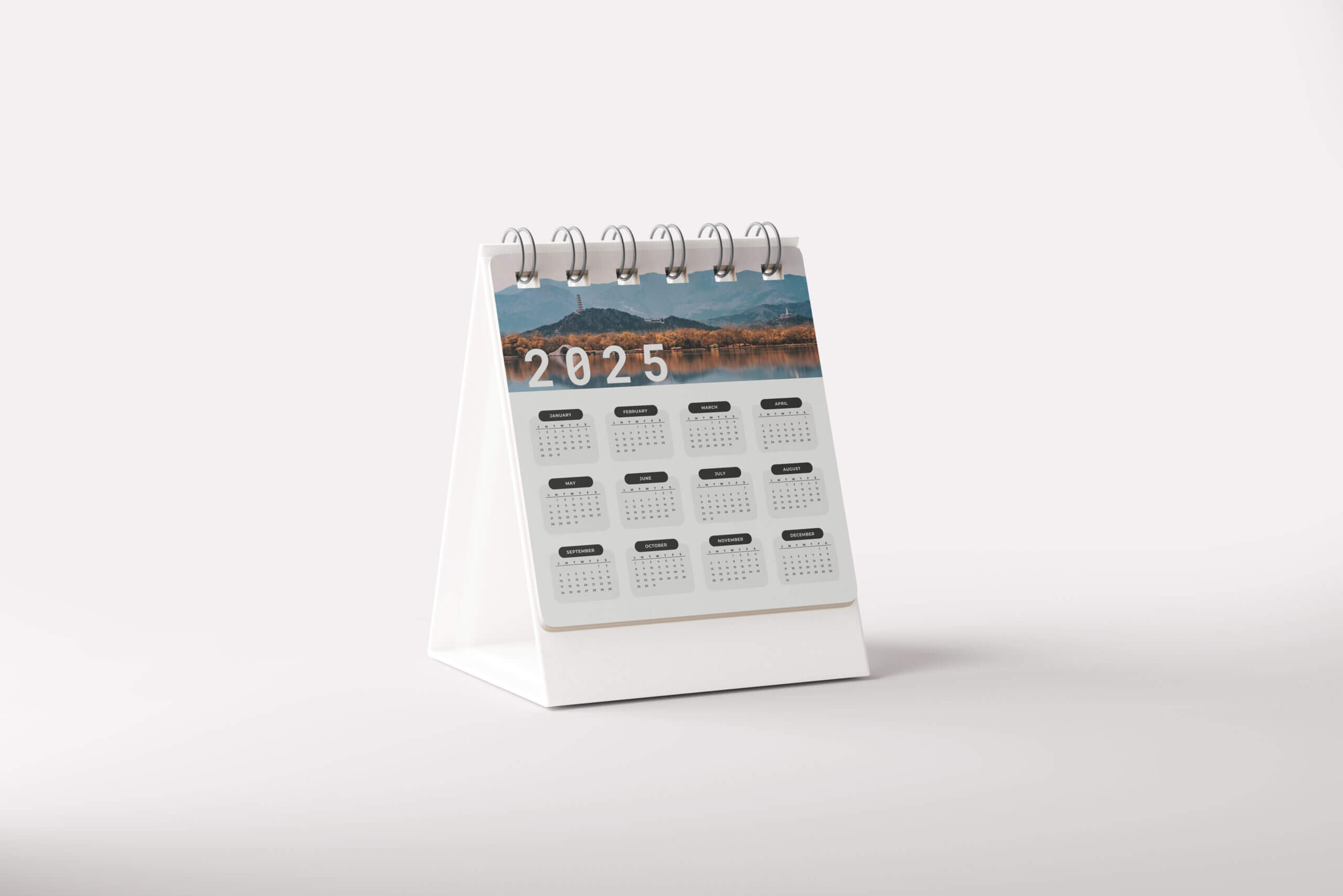 Free Small Desk Calendar 2024 Mockup PSD Set