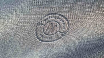 Free Linen Cloth Logo Mockup