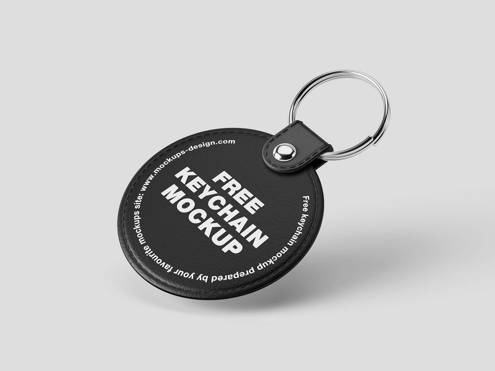 Free Round Leather Keychain Mockup PSD Set