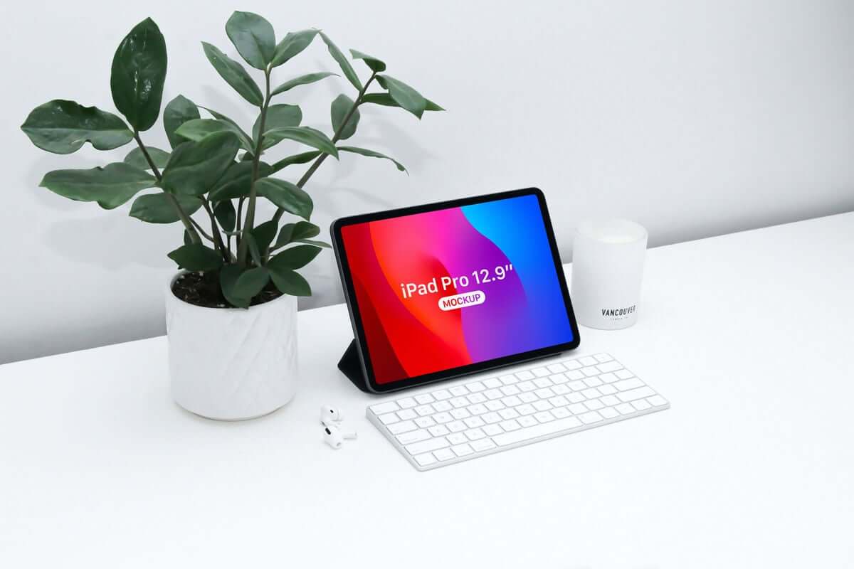 Free iPad Pro 12.9 Inches Mockup PSD