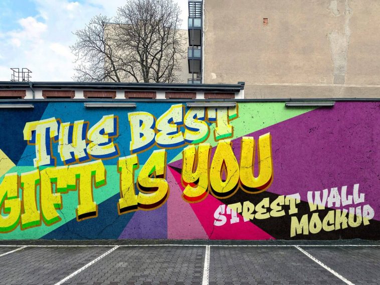 Free Berlin Street Wall Painting Mockup PSD