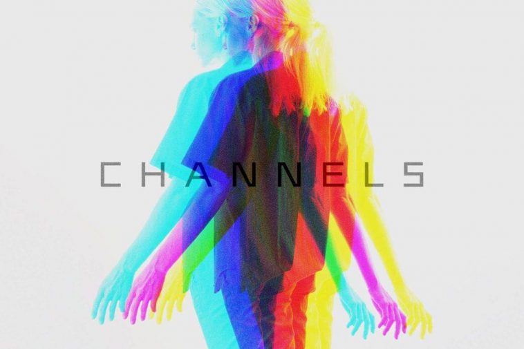 RGB Channels Anaglyph VHS Photo Effect