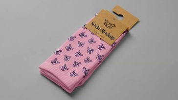 Free Socks With Tag Mockup PSD