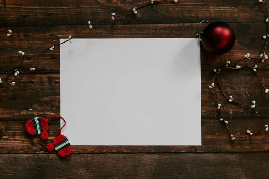 Free Christmas Paper Postcard Mockup PSD