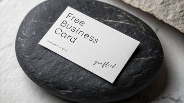 Free Business Card On Pebble Stone Mockup PSD