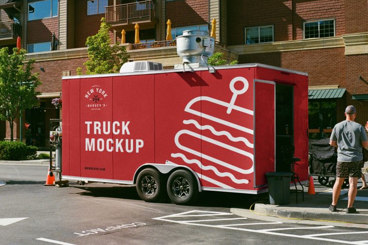 Free Vehicle Truck Trailer Mockup PSD