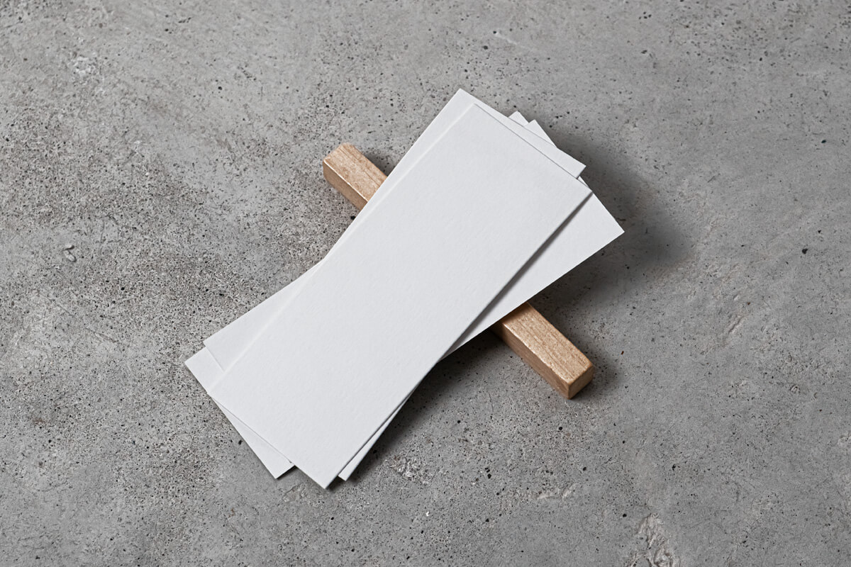 Free Vertical Business Card Mockup PSD