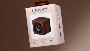 Free Floating Product Packaging Box Mockup PSD