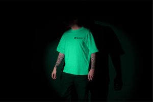 Free Loose Fit Half-Sleeve T-shirt Mockup PSD