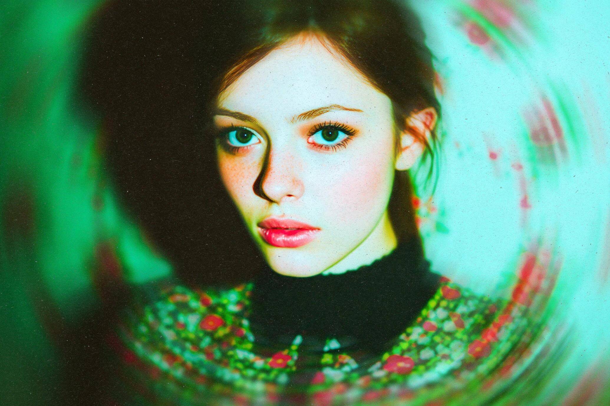 Free Spinning Blur Photo Effect PSD