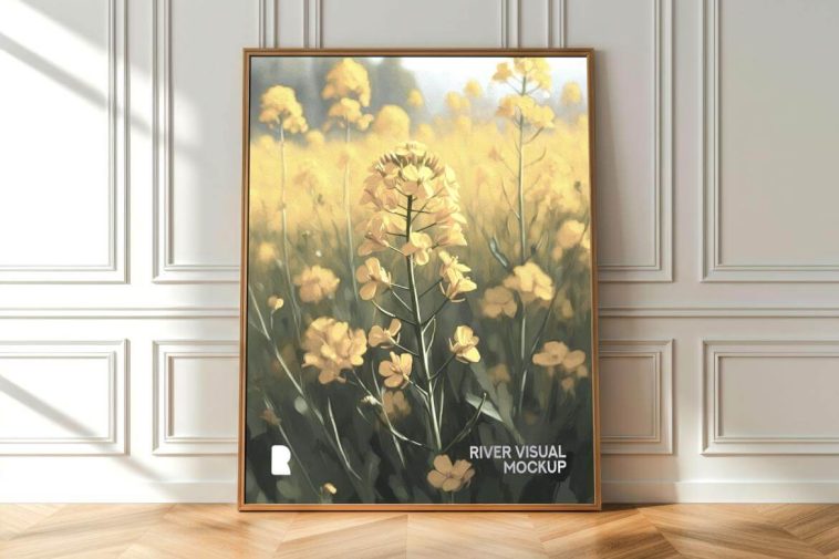 Free Classic Frame Mockup PSD