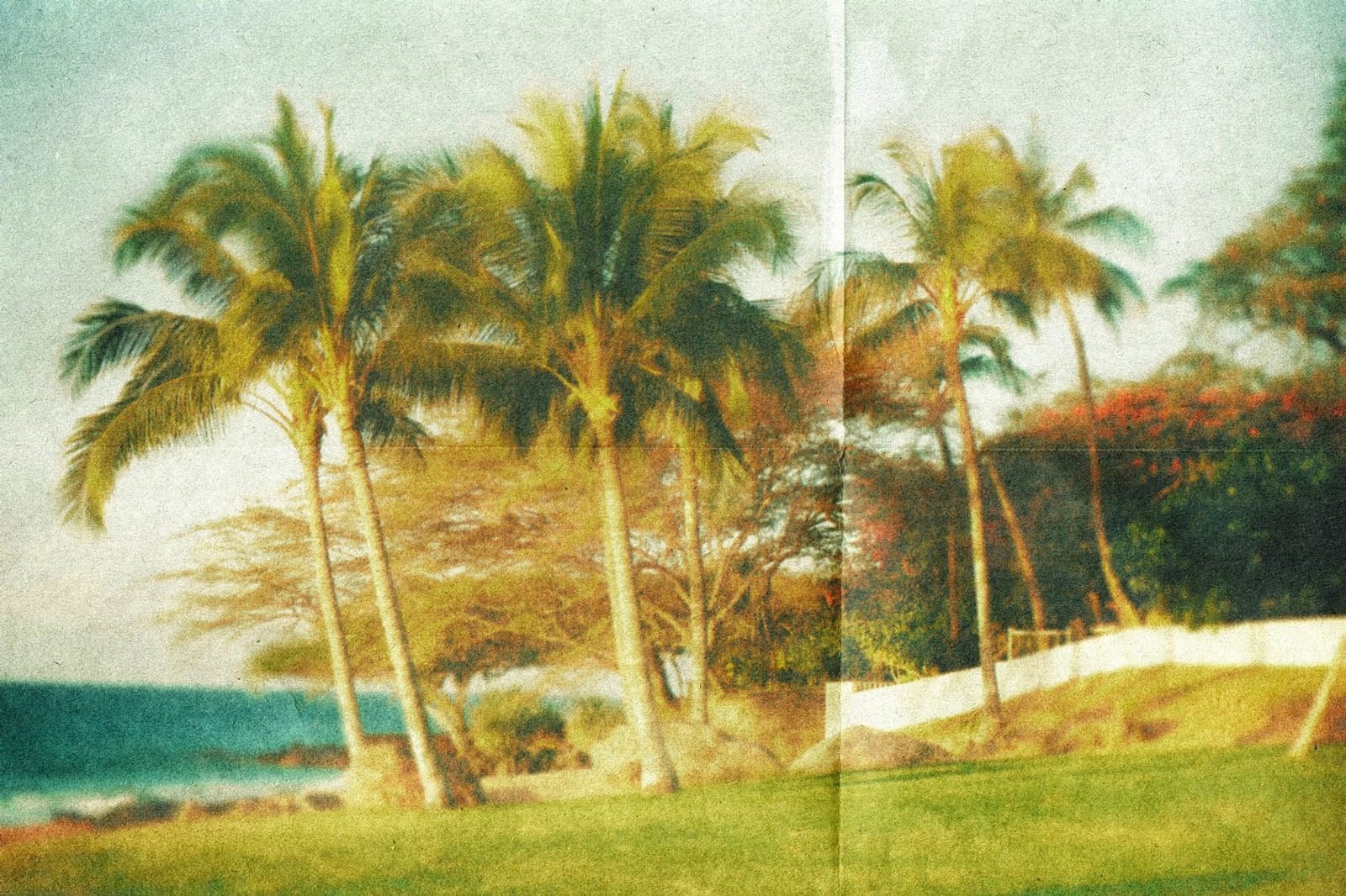 Free Retro Paper Photo Effect PSD