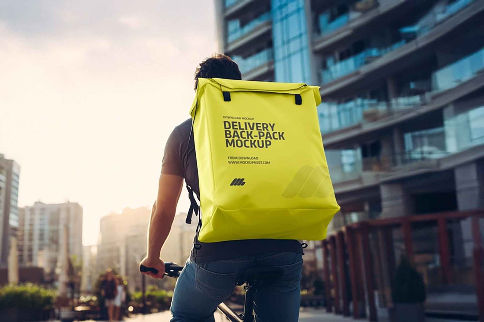 Free Delivery Bag Mockup PSD