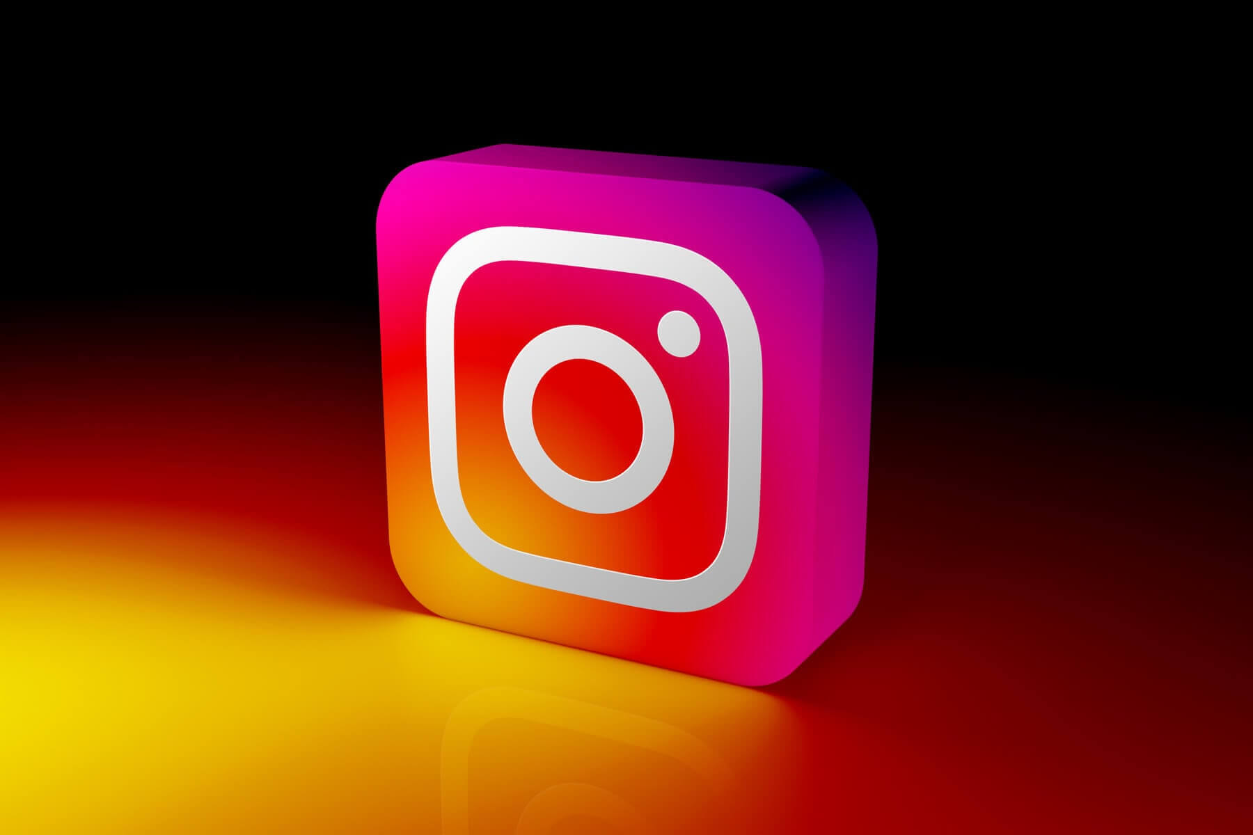 Free 3D Mobile App Logo Mockup PSD